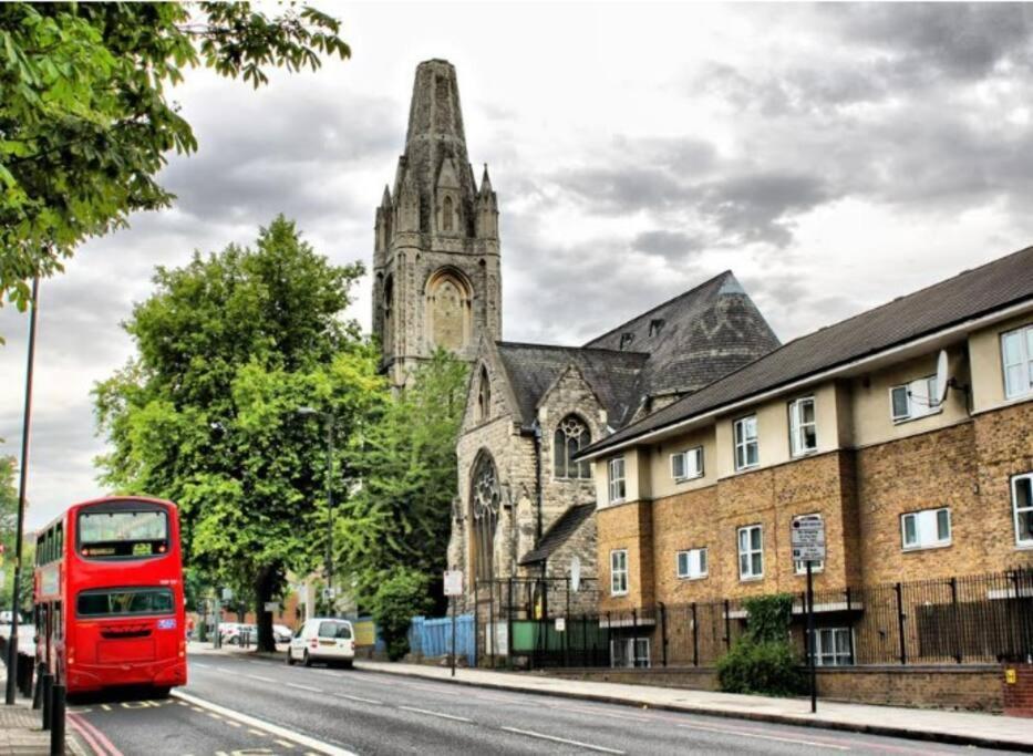 Functional Budget Stay With Wi-Fi And Laundry Facilities Near Tube Station ลอนดอน ภายนอก รูปภาพ