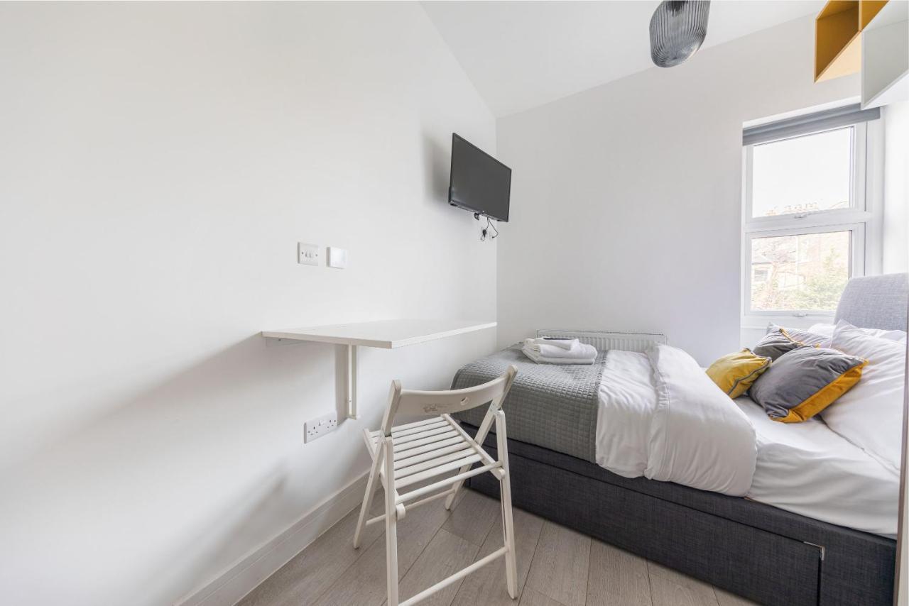 Functional Budget Stay With Wi-Fi And Laundry Facilities Near Tube Station ลอนดอน ภายนอก รูปภาพ